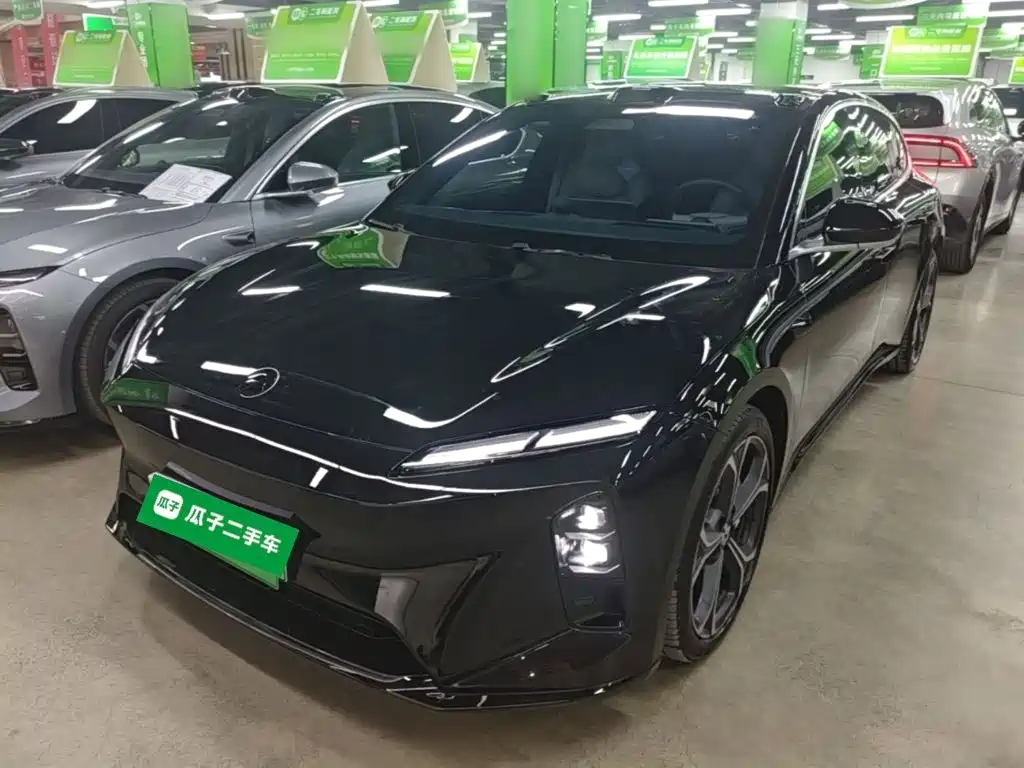 NIO ET5T — миниатюра 2