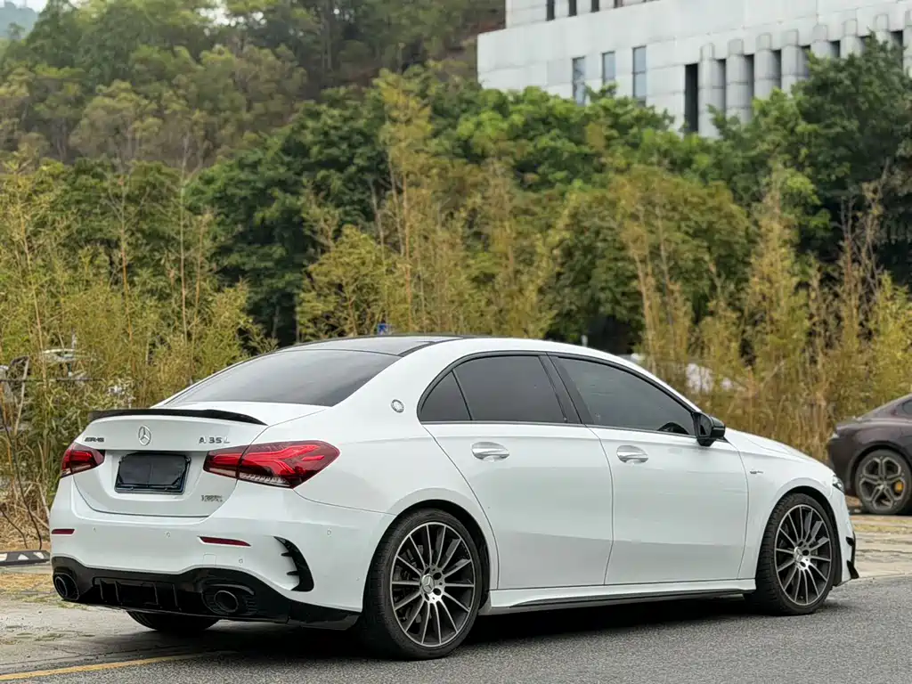 MERCEDES-BENZ A CLASS AMG