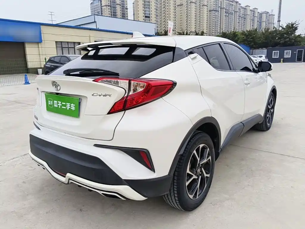 Toyota C-HR — миниатюра 7