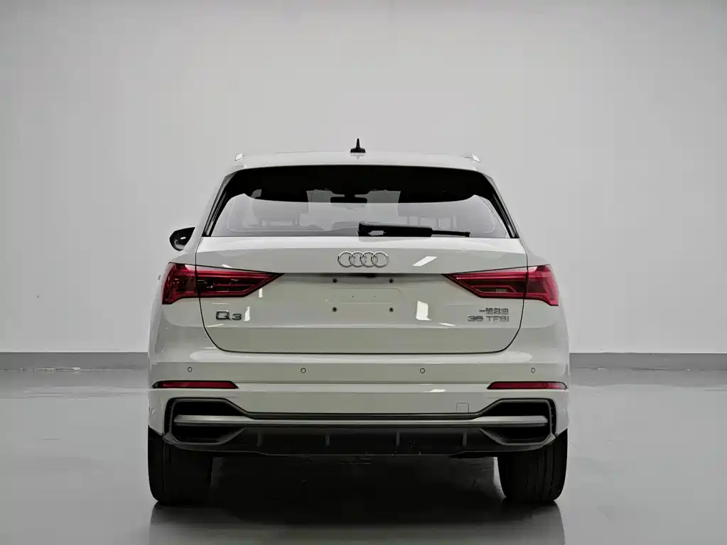 Audi Q3 2023 — фото 5