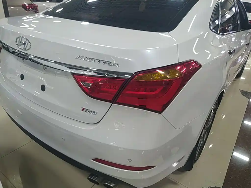 Hyundai Mistra — миниатюра 8