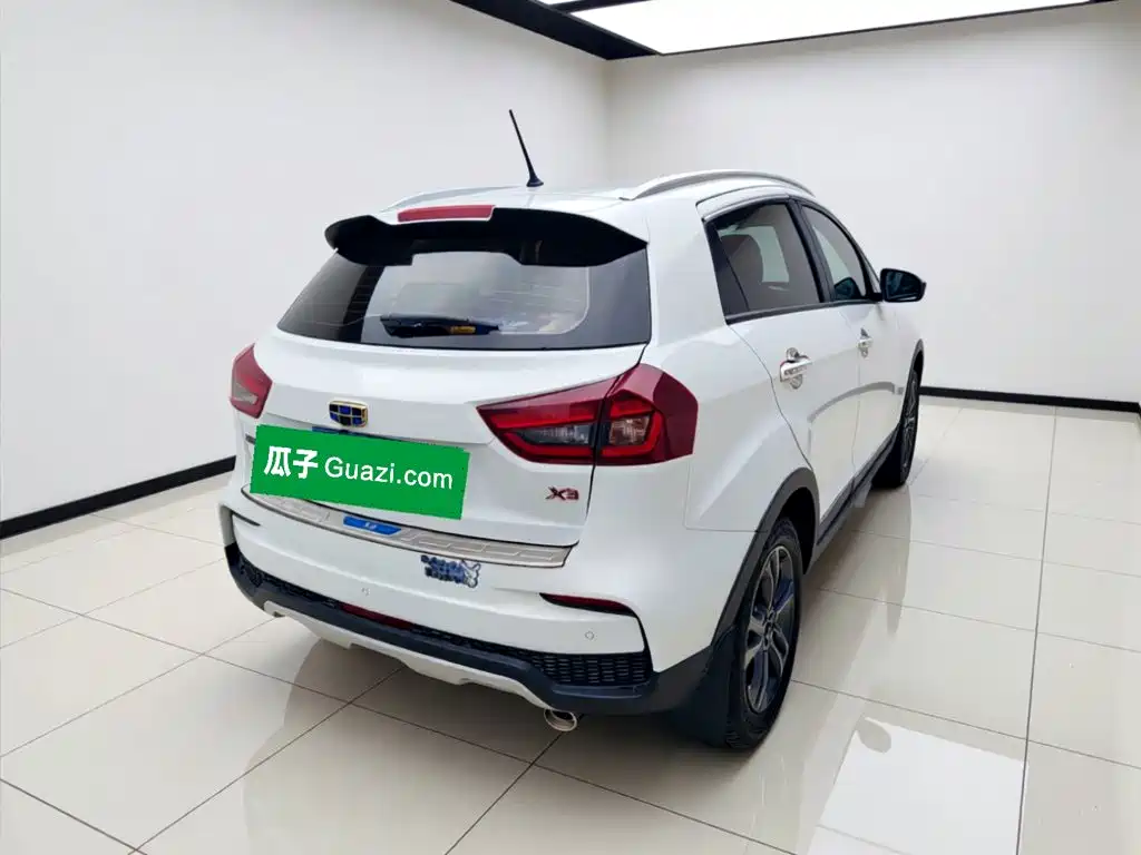 Geely Vision X3 — миниатюра 6