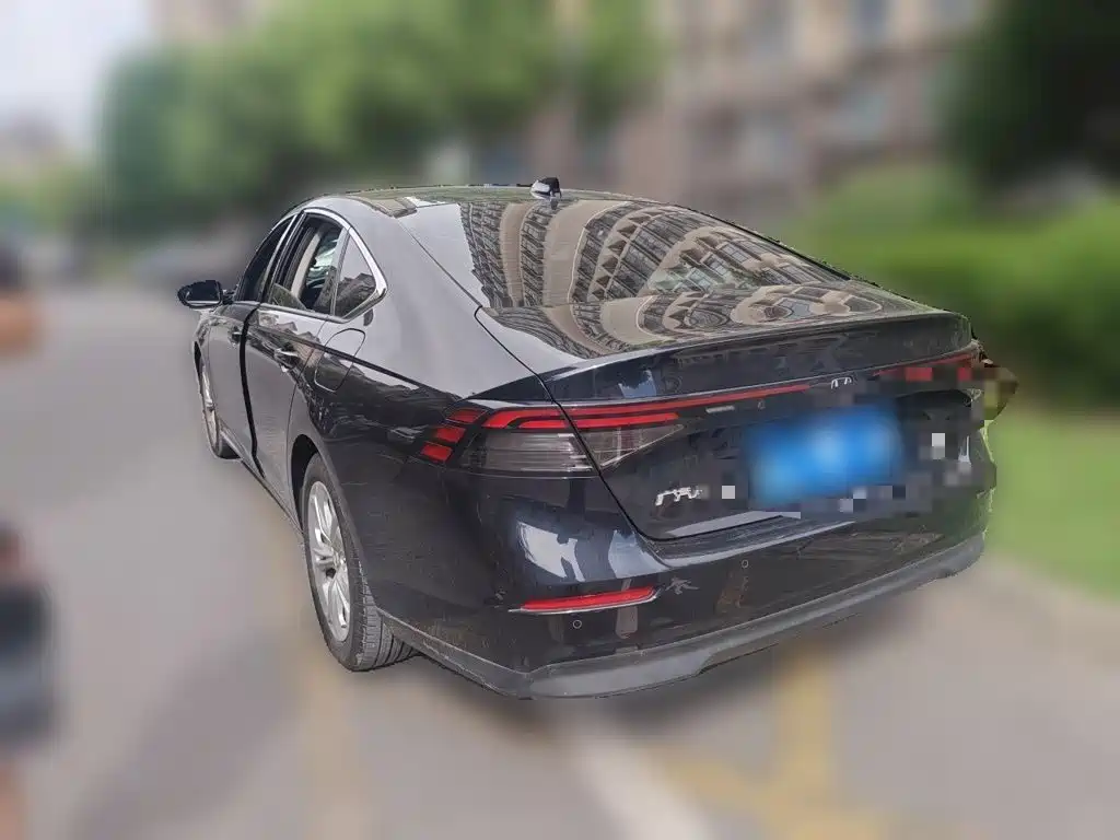 Honda Accord — миниатюра 25