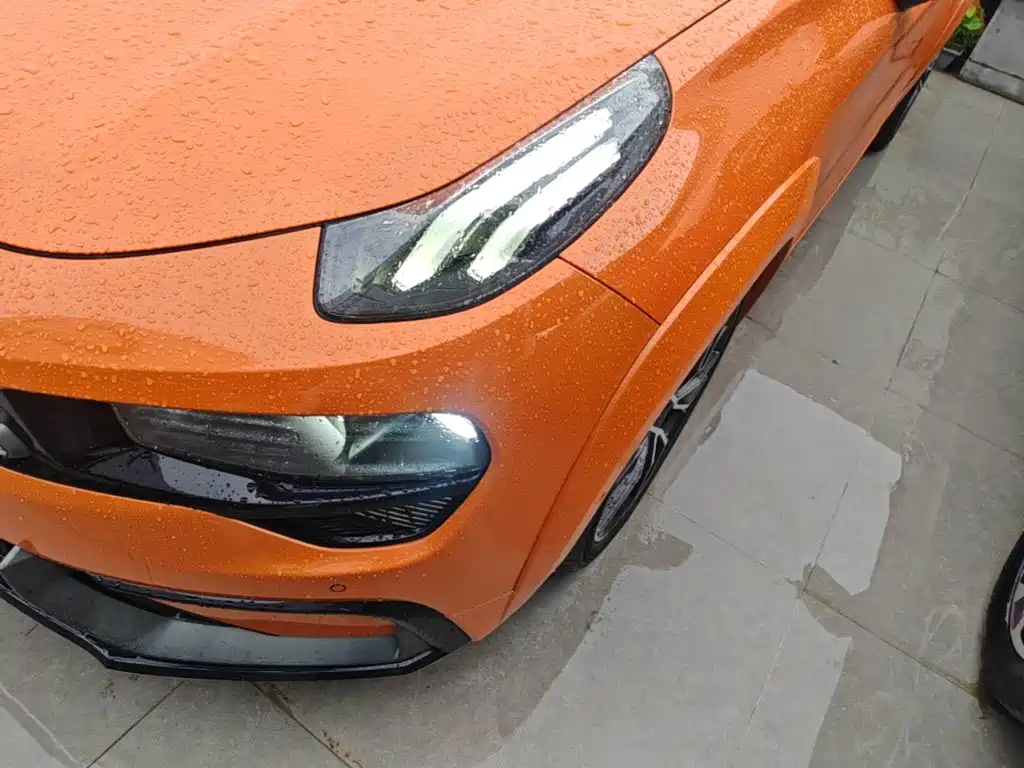 Lynk & Co 02 Hatchback — миниатюра 18