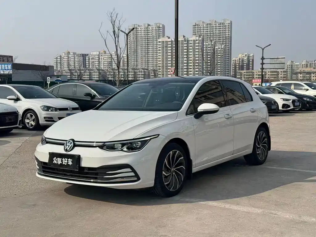 Volkswagen Golf 2022