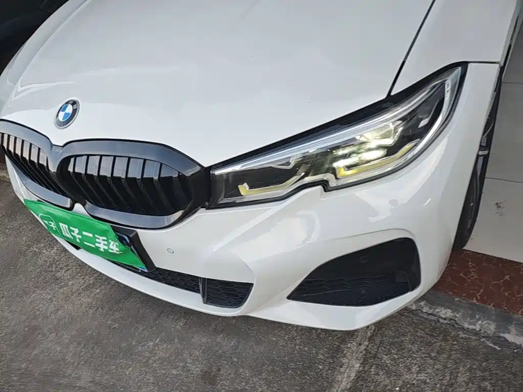BMW 3 Series — миниатюра 24
