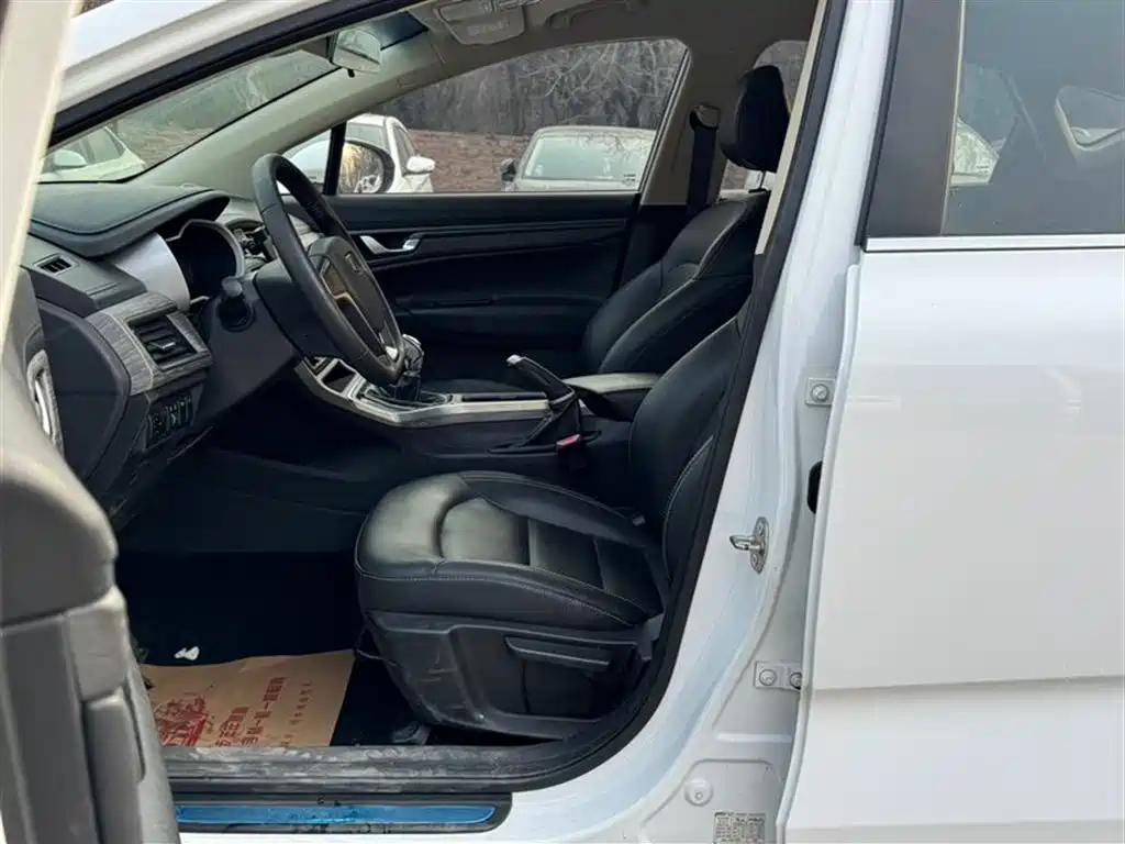 GEELY AUTOMOBILE EMGRAND GS