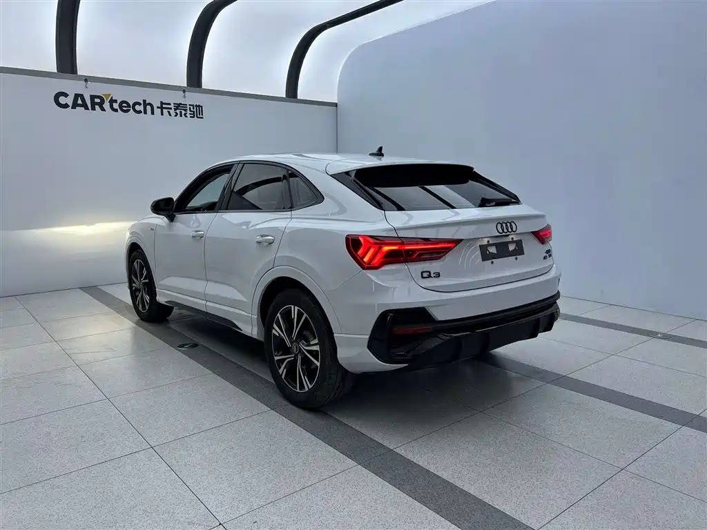 Audi Q3 — миниатюра 6