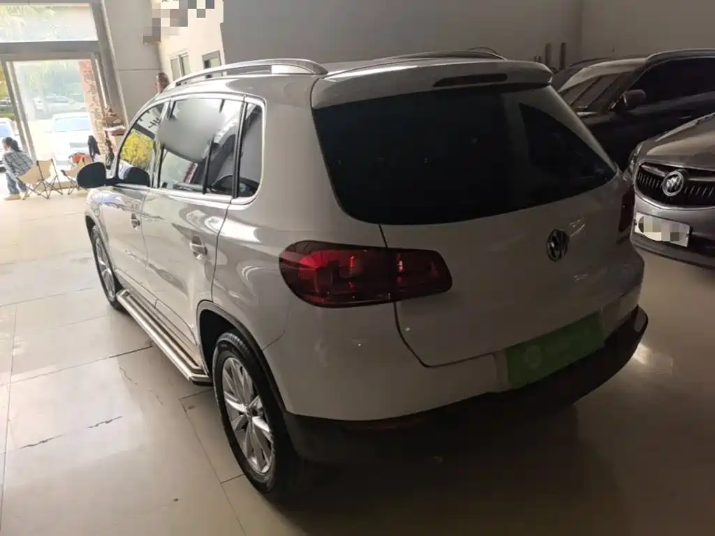 Volkswagen Tiguan — миниатюра 5