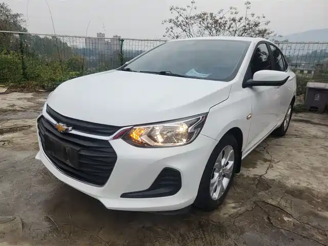 CHEVROLET KOVOZ