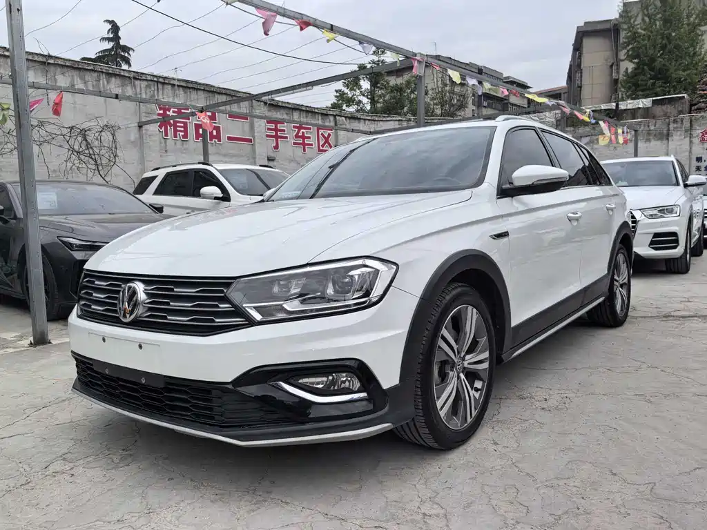 Volkswagen C-Trek 2021