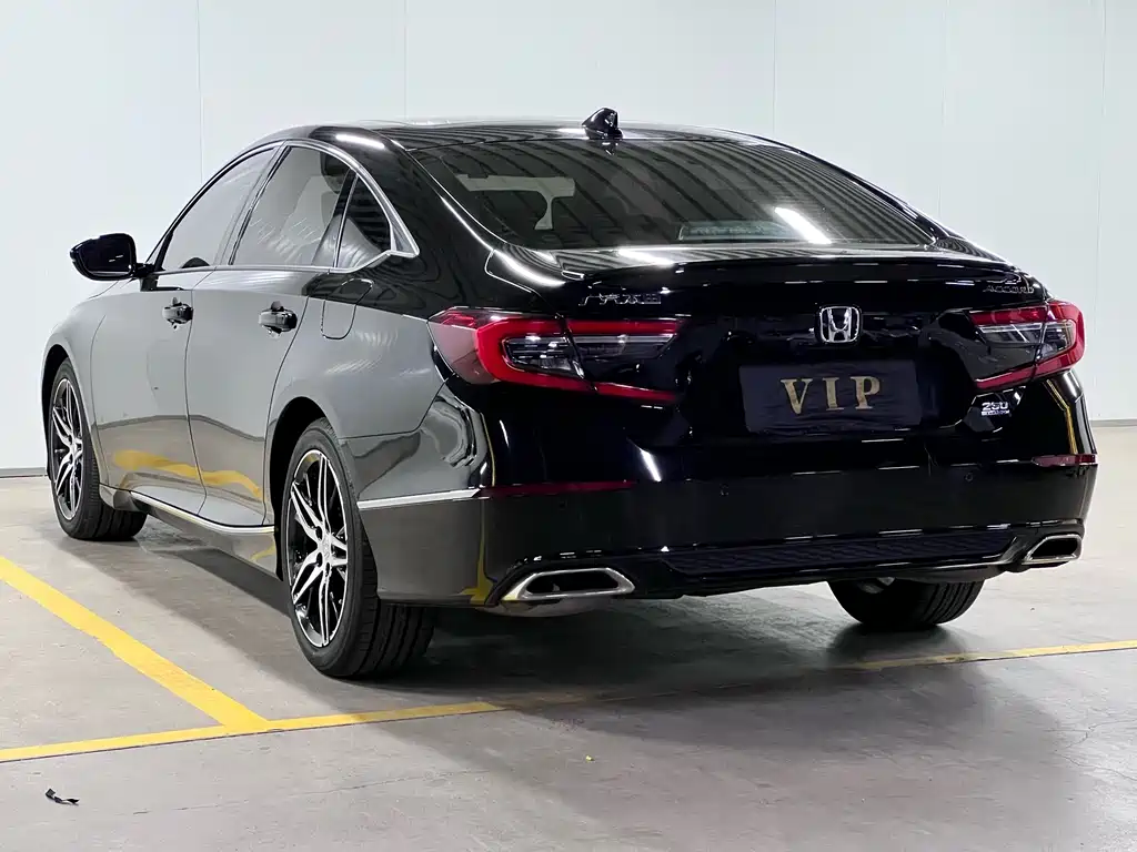 Honda Accord — миниатюра 9