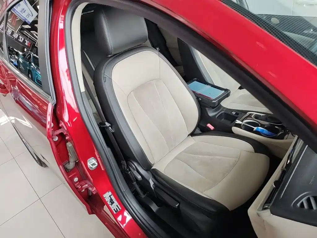 Buick Verano — миниатюра 25