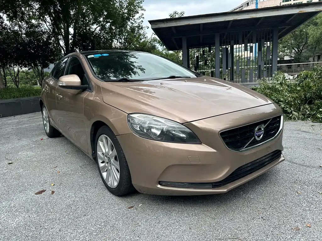 Volvo V40 — миниатюра 3