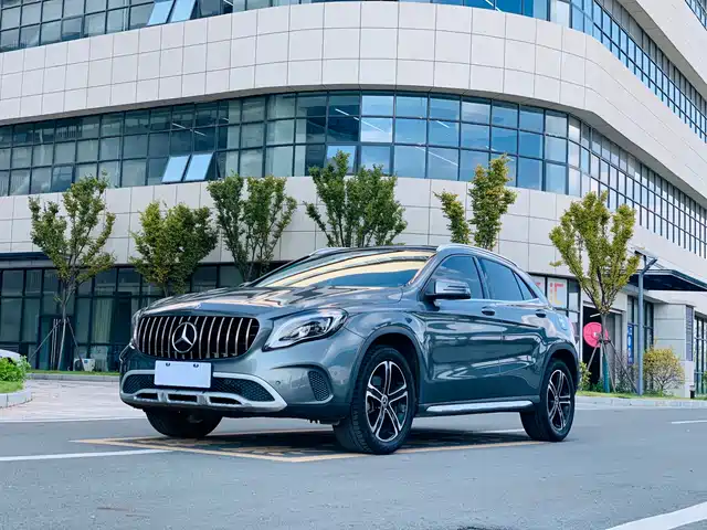 MERCEDES-BENZ  GLA 2018