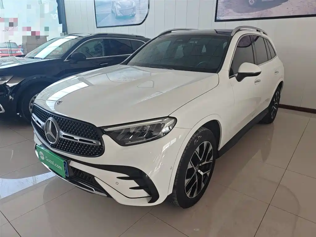 Mercedes-Benz GLC 2023
