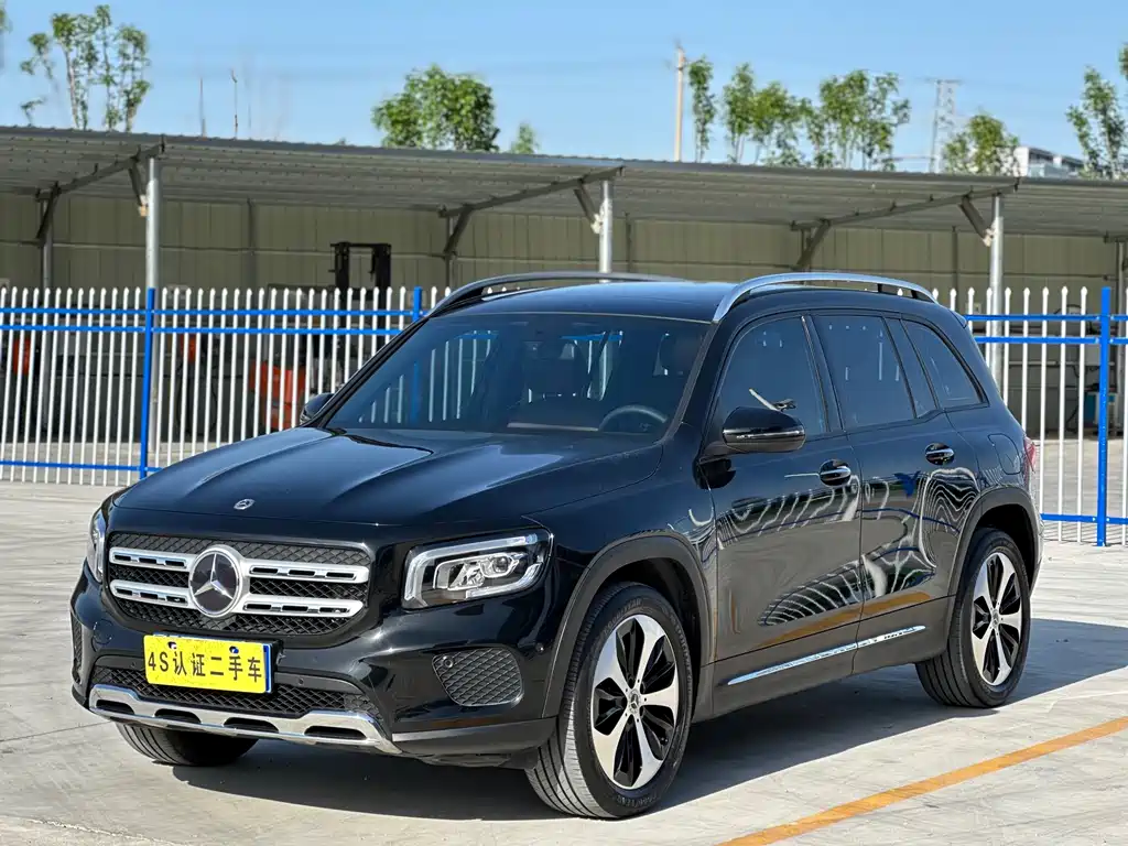 Mercedes-Benz GLB 2021