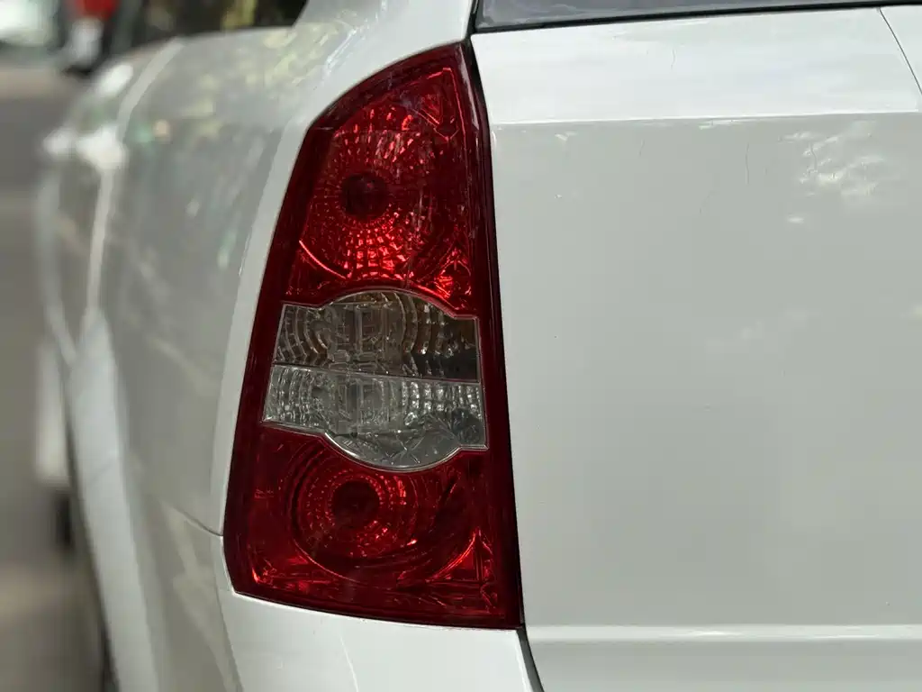 Buick Excelle 2005 1.8 AT Comfort
