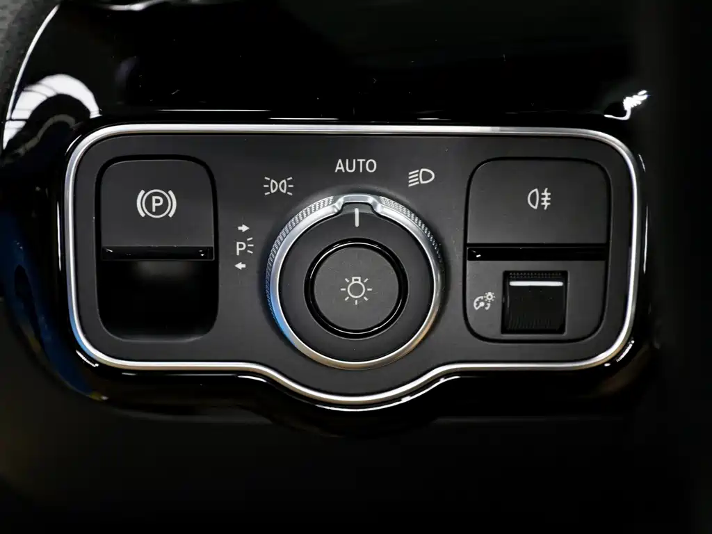 MERCEDES-BENZ A CLASS AMG