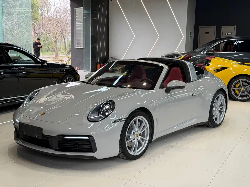 Porsche 911 2022