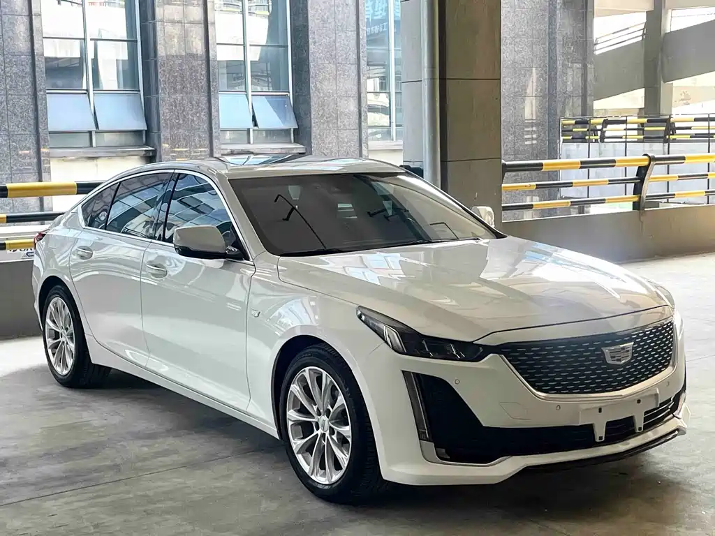 Cadillac CT5 28T Fashion Type, фото 3