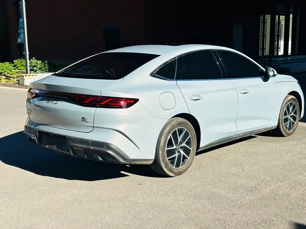 BYD Qin L L 2024 DM-i 120KM Lead