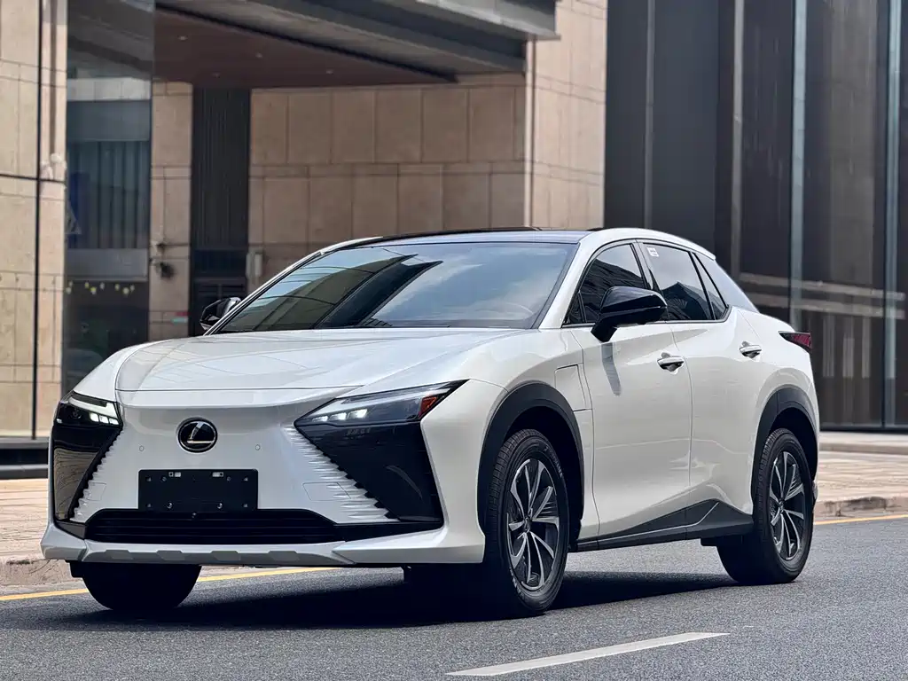 Lexus RZ 2024