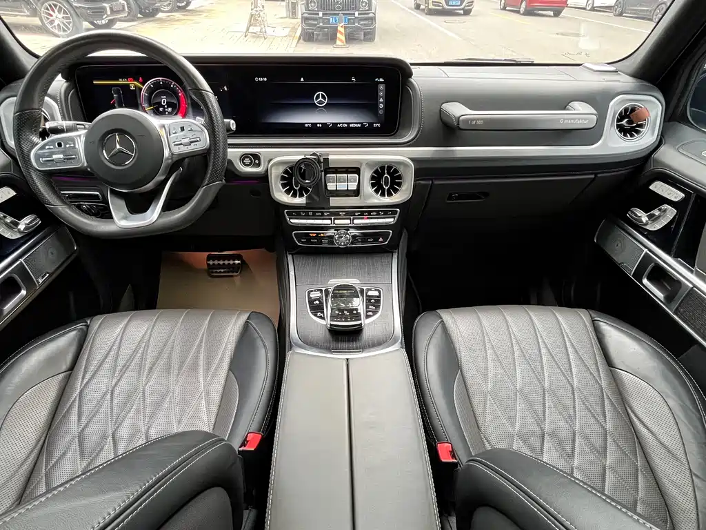 Mercedes-Benz G-Class — миниатюра 12