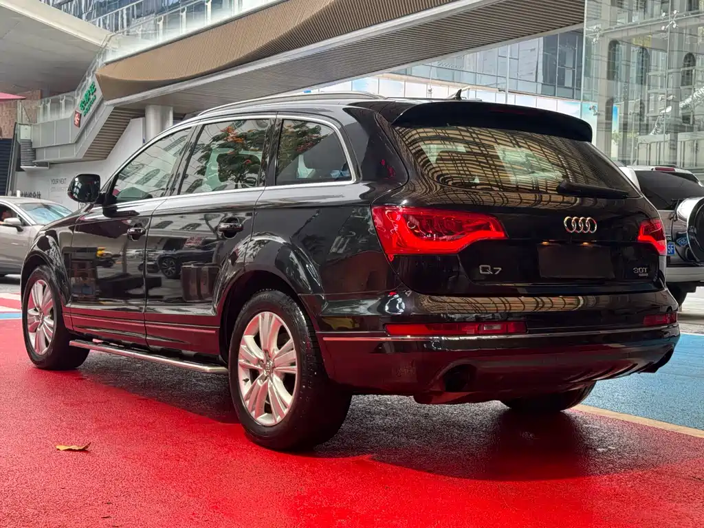 Audi Q7 2012 3.0 TFSI Comfort (200kW