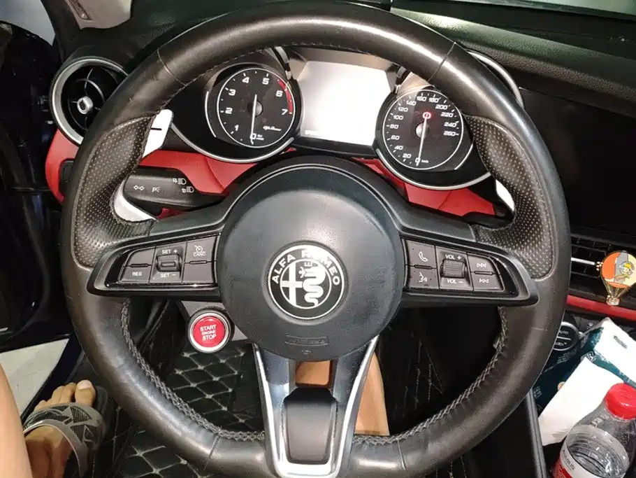 Alfa Romeo Giulia — миниатюра 15