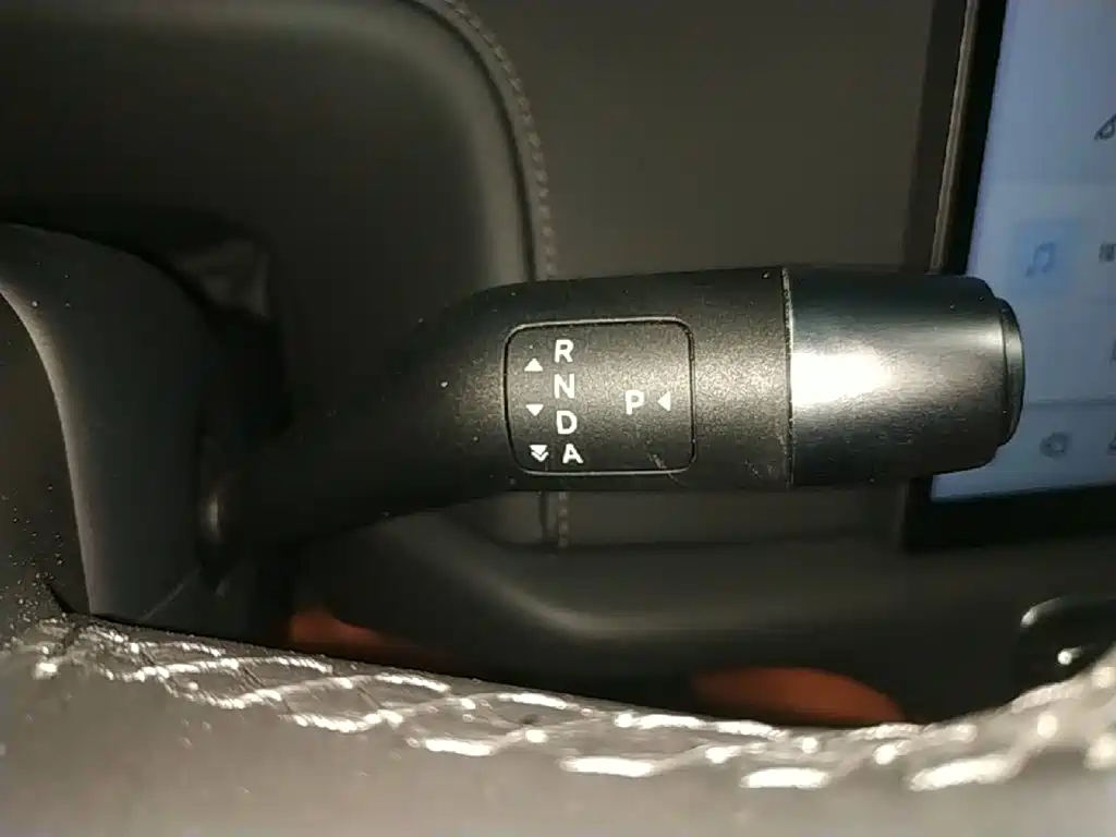 Li Auto Li L8 — миниатюра 14