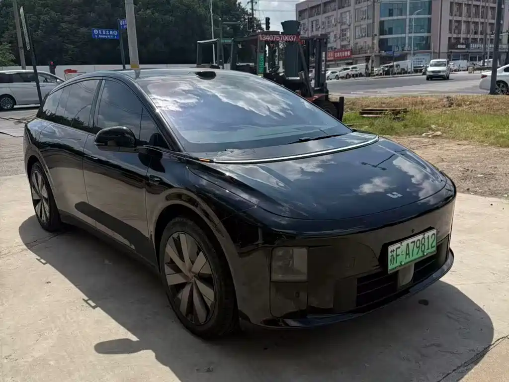 Li Auto Идеальный i6 — миниатюра 3