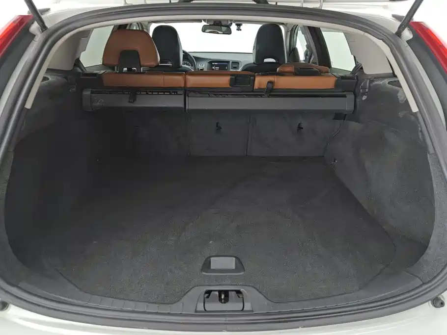 Volvo V60 — миниатюра 4