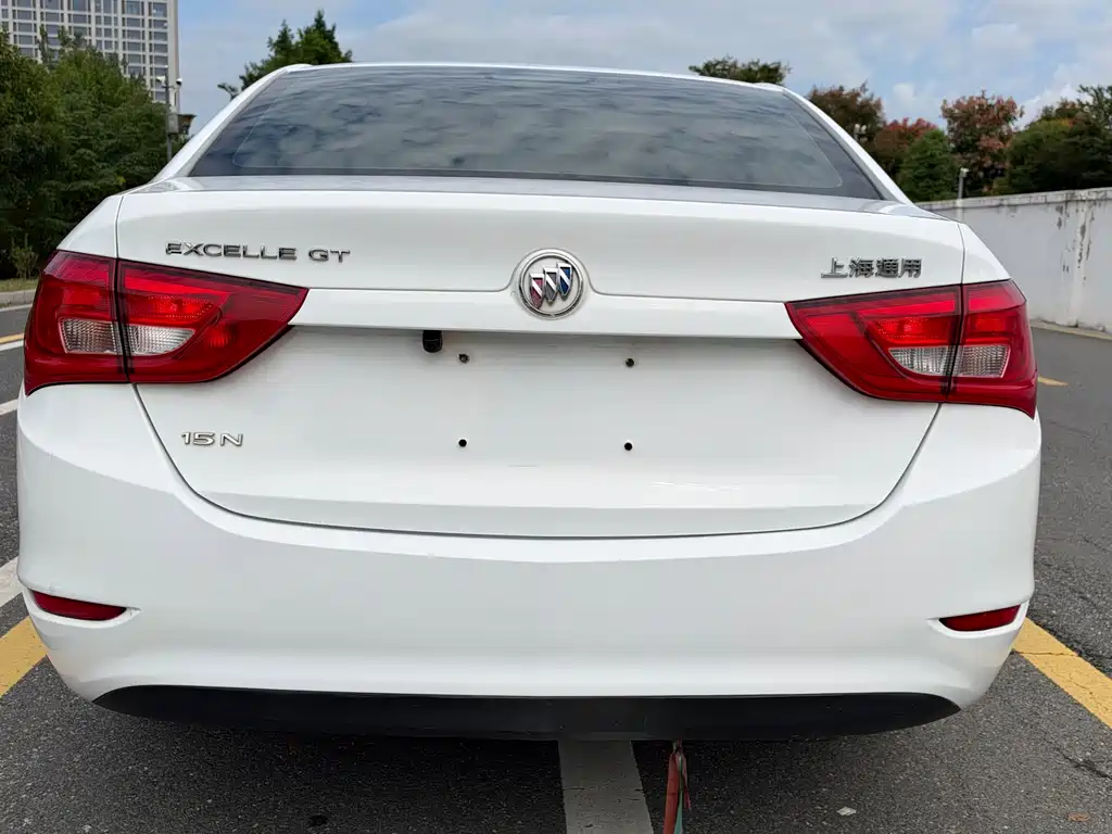 Buick Excelle — миниатюра 12