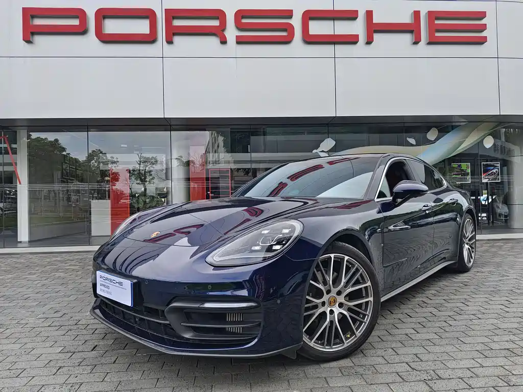 Porsche Panamera 2023