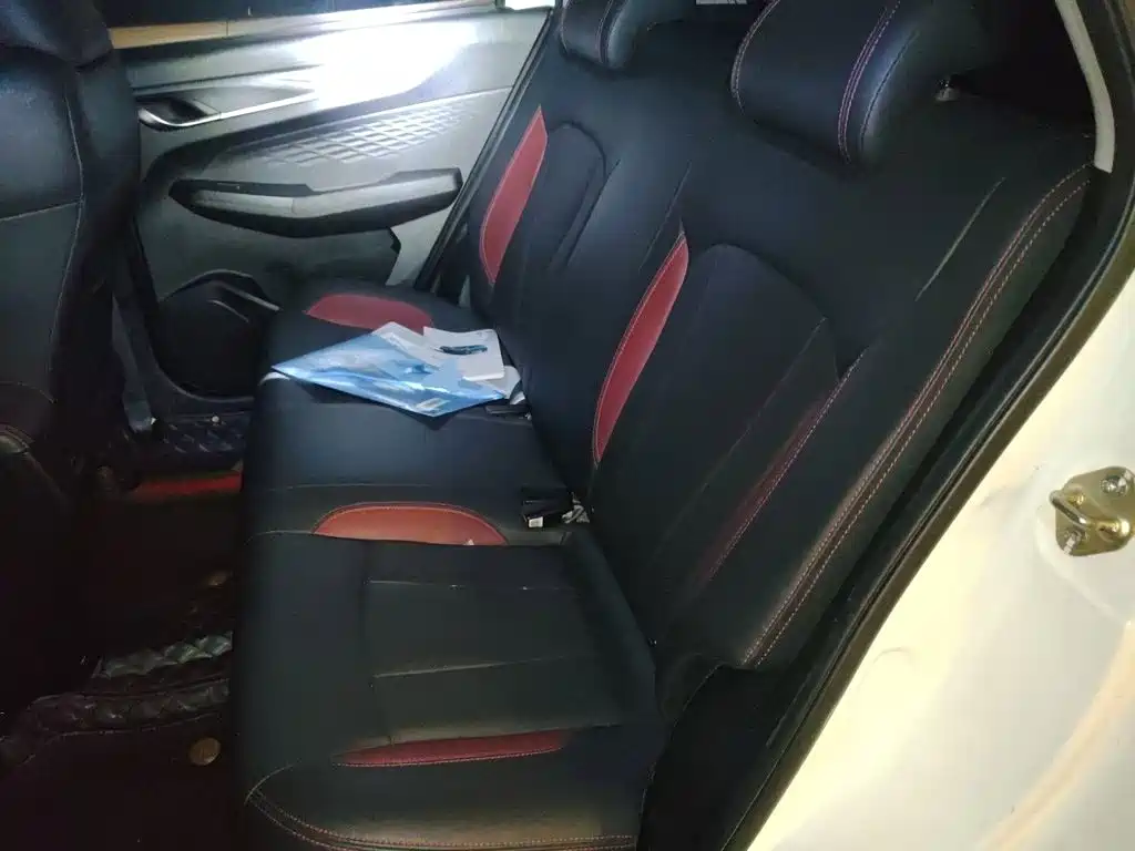 Geely Vision X3 — миниатюра 13