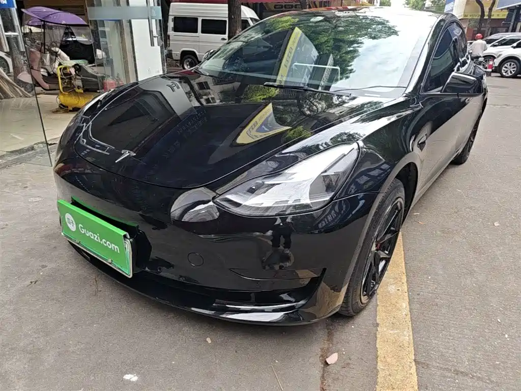Tesla Model 3 2023
