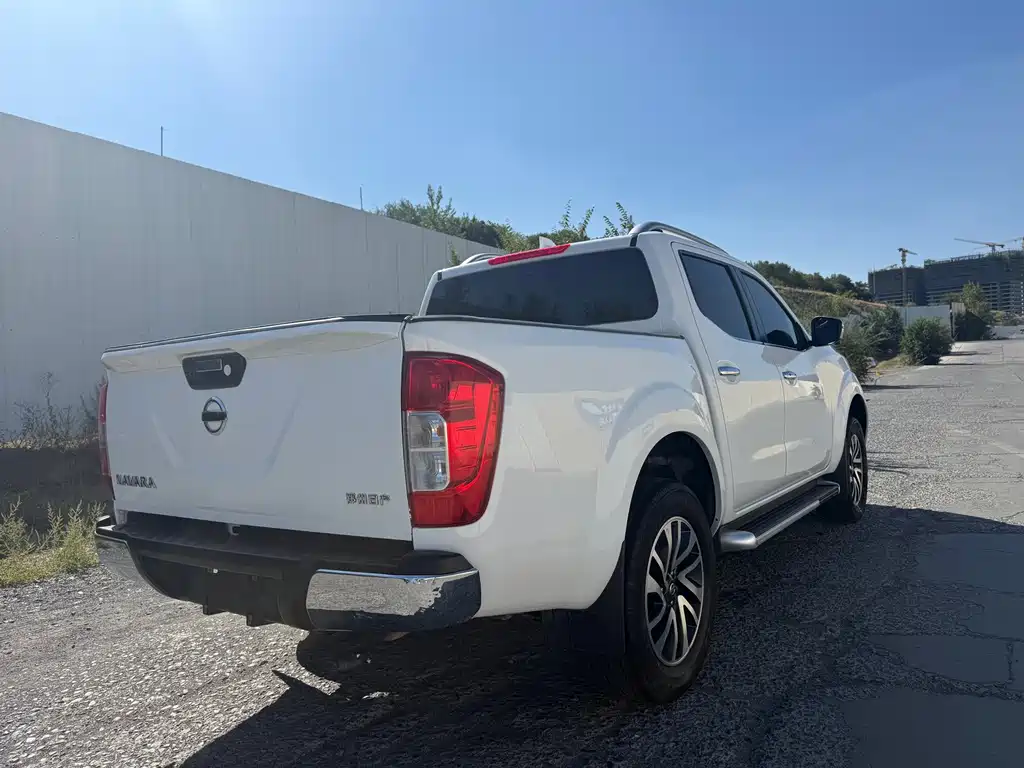 Nissan Navara — миниатюра 9