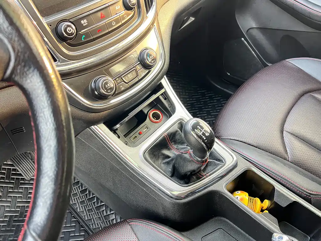 Baojun 560 1.8L Manual Luxury Type, фото 8