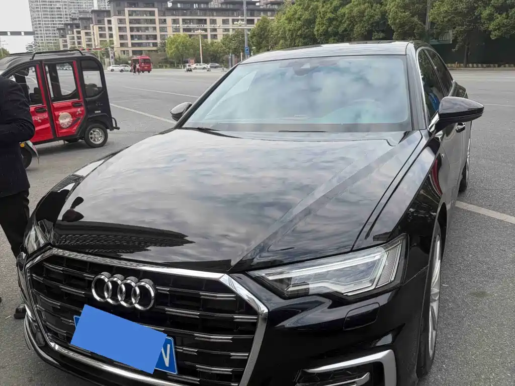 Audi A6L 2023