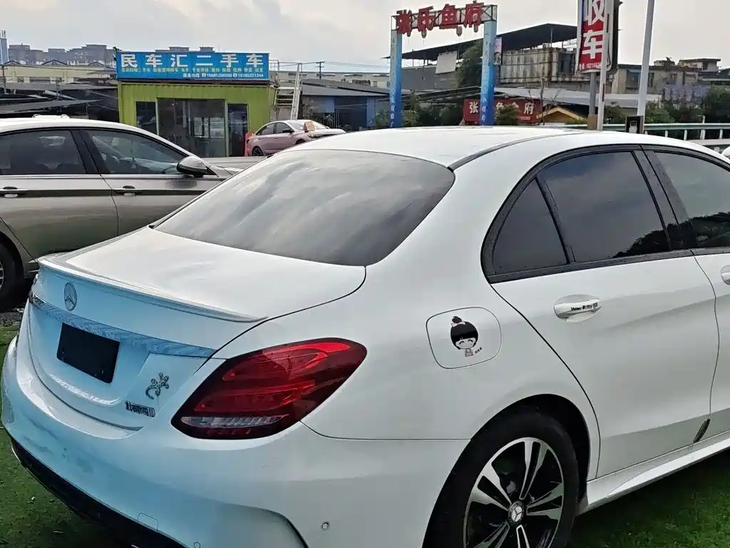 MERCEDES-BENZ C CLASS