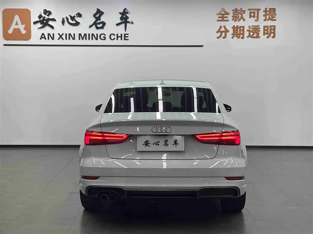 Audi A3 2018 30 Limousine 35 TFSI Fashion