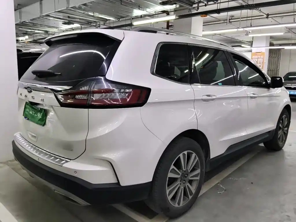 Ford Edge — миниатюра 7