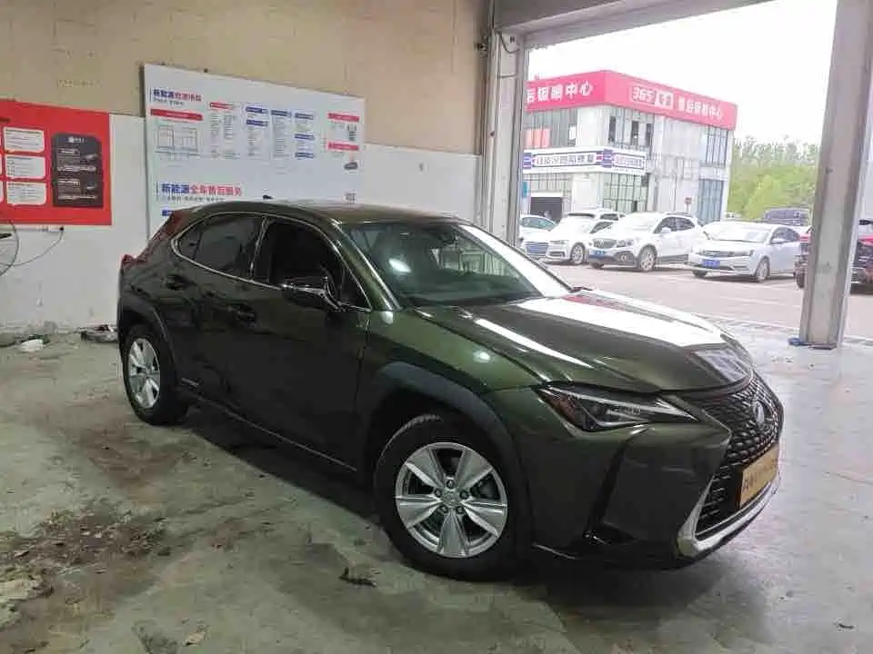 Lexus UX — миниатюра 2