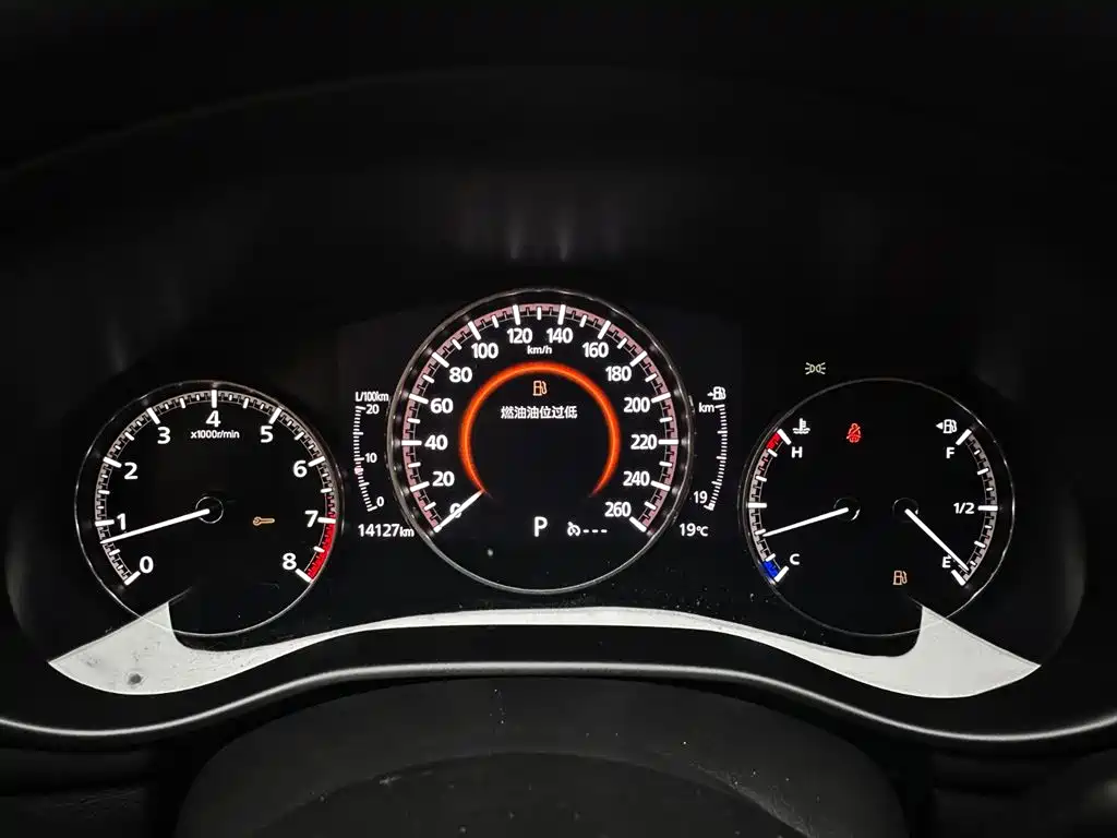 Mazda 3 Axela 2.0L Auto Quality Shine Edition, фото 12