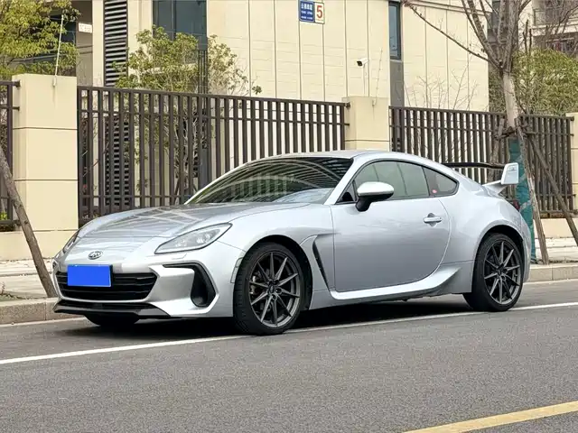 SUBARU BRZ