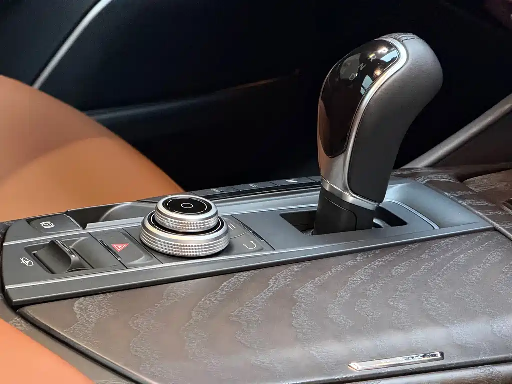 Maserati Levante — миниатюра 19