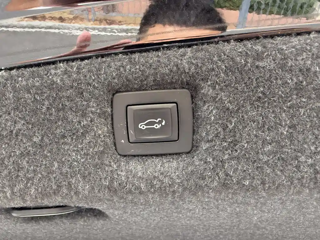 Cadillac CT6 — миниатюра 9
