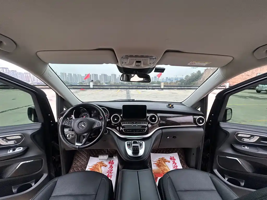 Mercedes-Benz V-Class — миниатюра 4