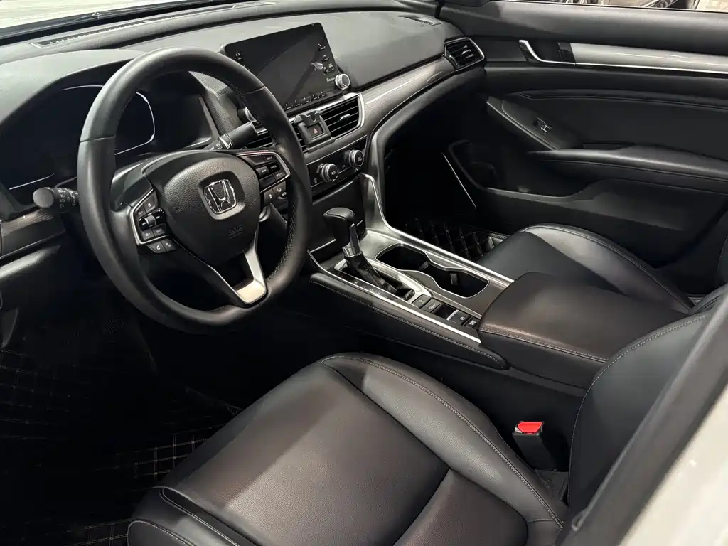 Honda Accord — миниатюра 11